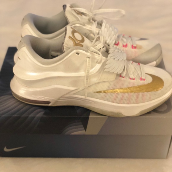 COPY - KD 7 “Aunt Pearl” main image 3
